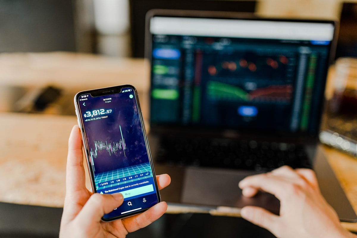 Best Cash ISAs for Students UK 2026 — Earn Tax-Free Interest