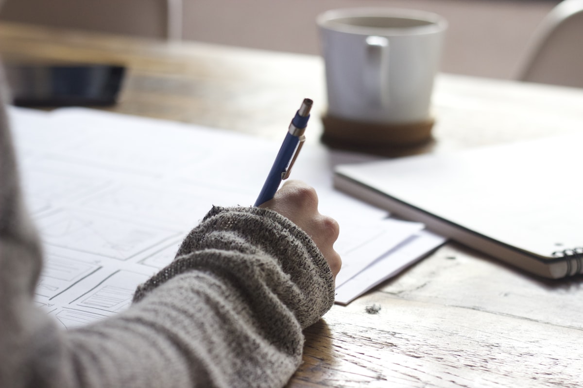 How to Pay Off Student Debt UK — A Practical Guide